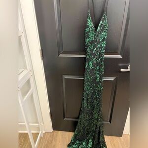 Floor length gown, Size 5, tried on but never worn!